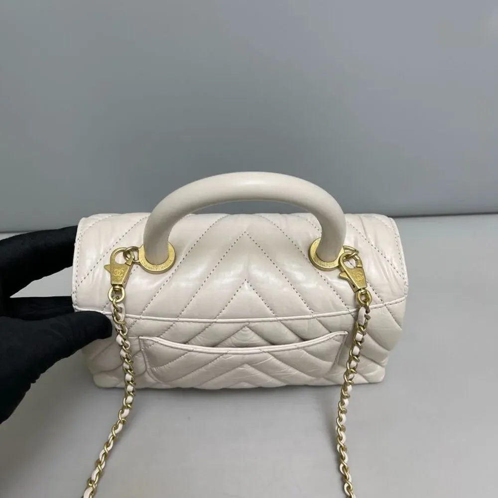 CHANEL brand color